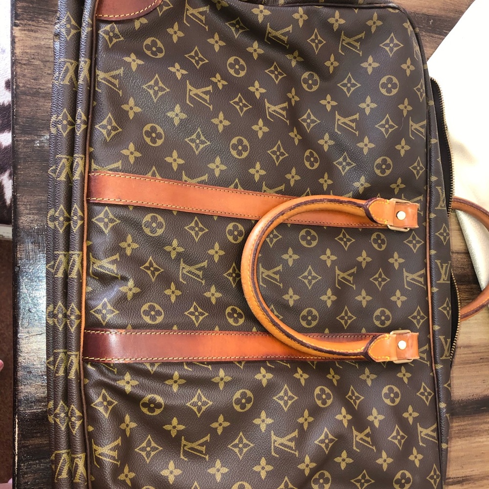 Louis Vuitton Sirius 55